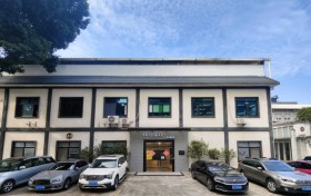 香氛品牌是长期主义的建设哲学|欧诗蔻香薰“在时间中沉淀，于共生中成长”。